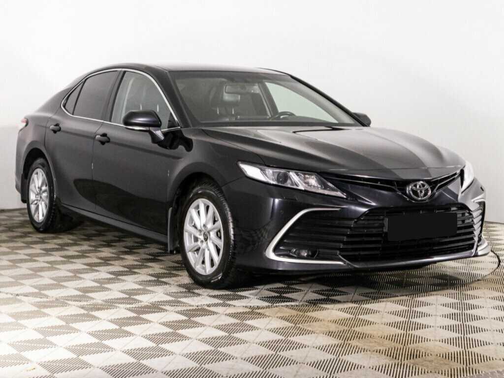 Toyota Camry с пробегом — 2021 год. Фото: #2