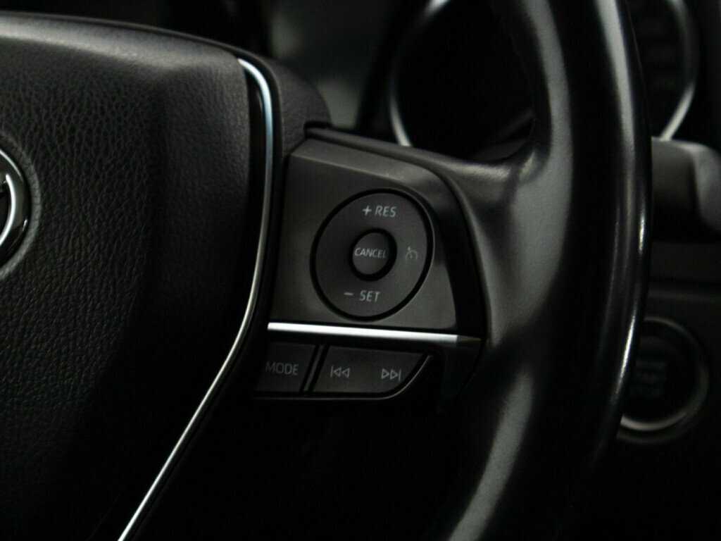 Toyota Camry с пробегом — 2021 год. Фото: #18