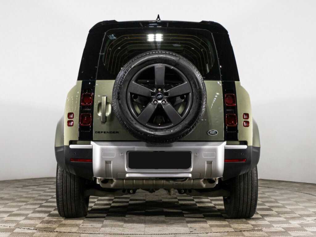 Land Rover Defender с пробегом — 2021 год. Фото: #4