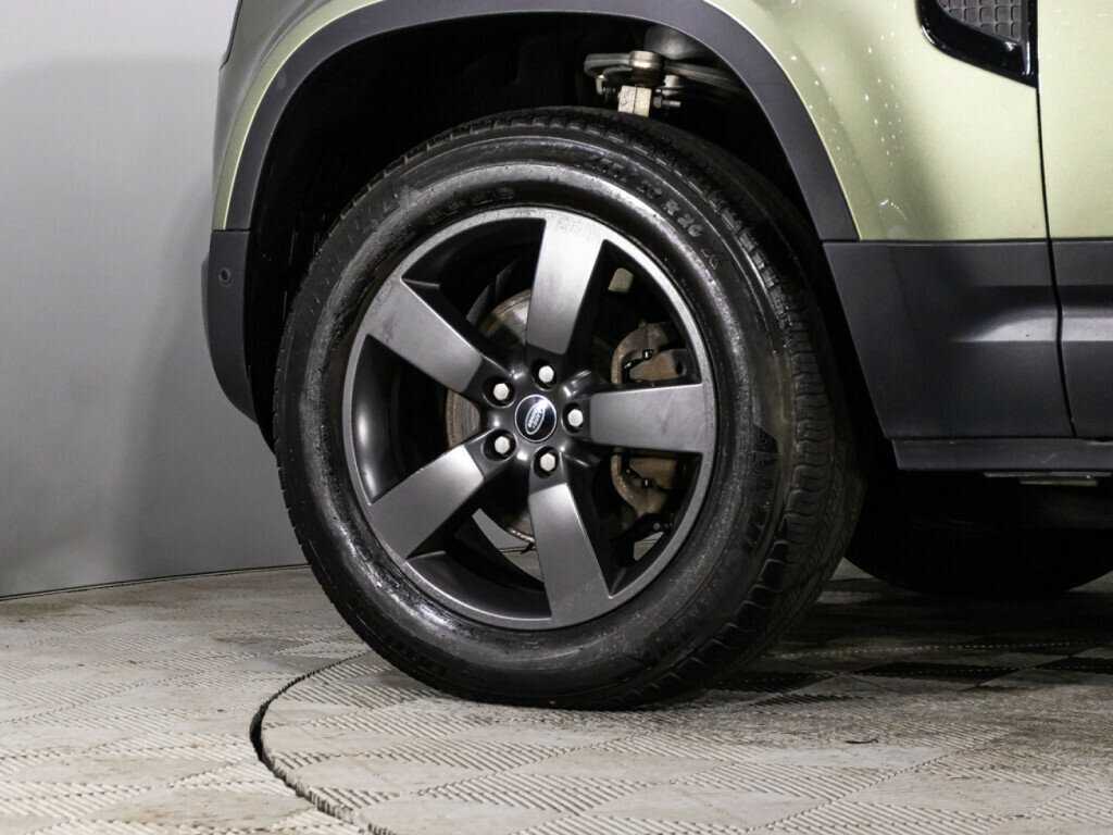 Land Rover Defender с пробегом — 2021 год. Фото: #22