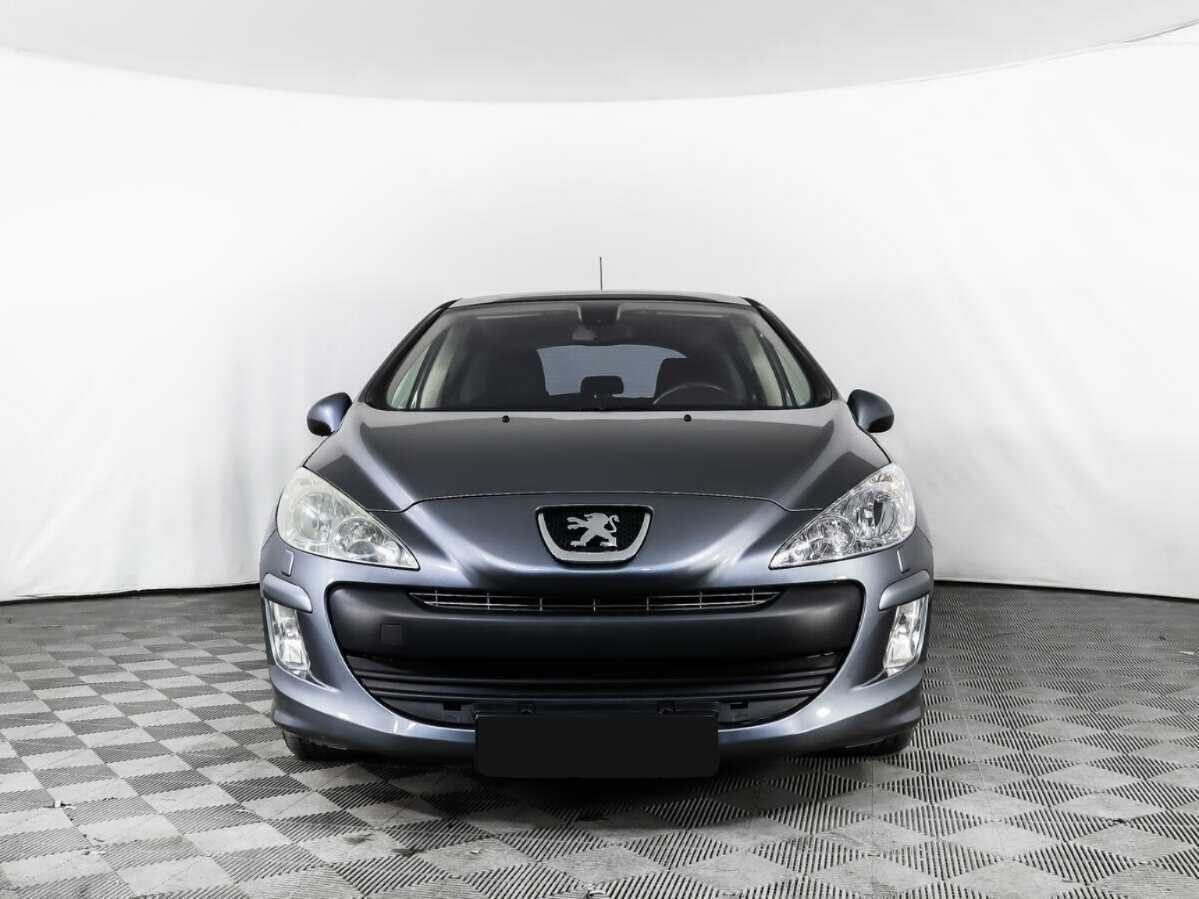 Peugeot 308 с пробегом — 2010 год. Фото: #1