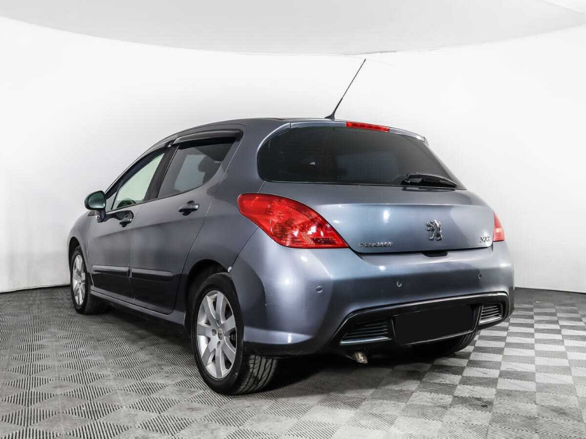 Peugeot 308 с пробегом — 2010 год. Фото: #6