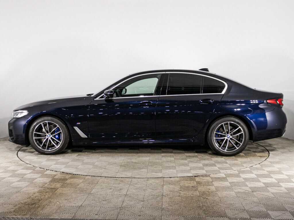 BMW 5 серии с пробегом — 2023 год. Фото: #7