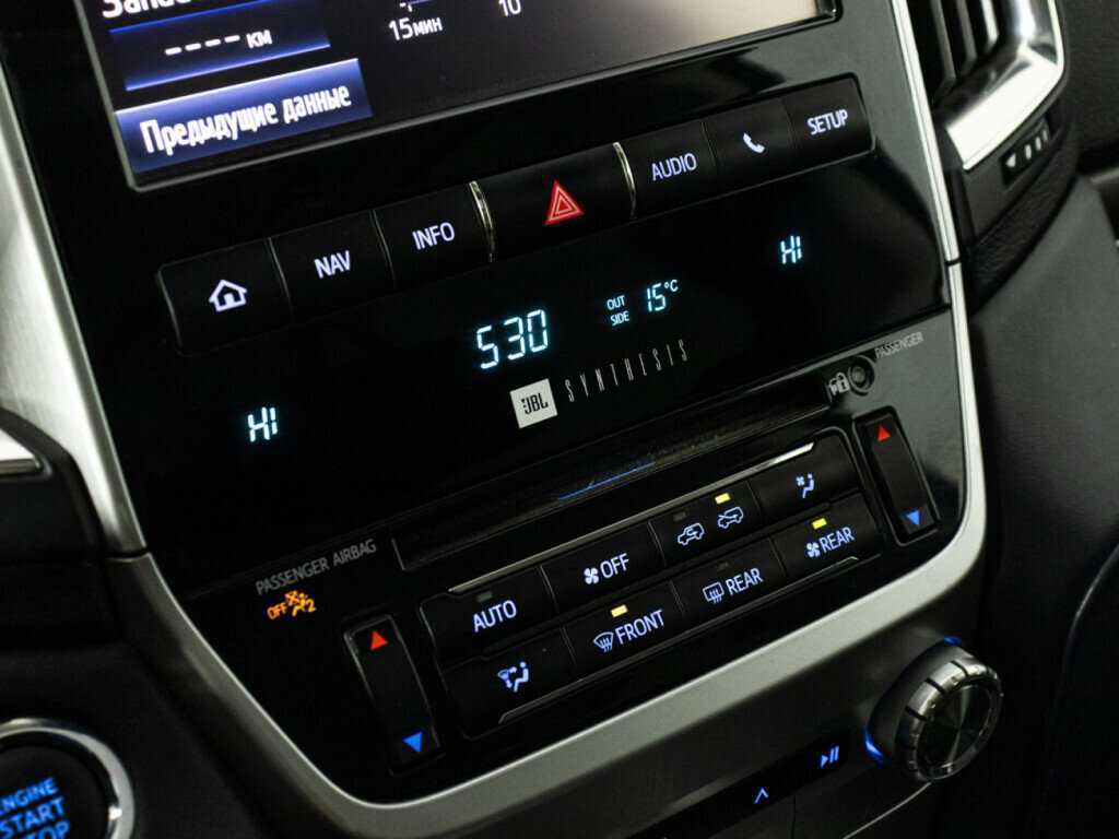 Toyota Land Cruiser с пробегом — 2015 год. Фото: #18