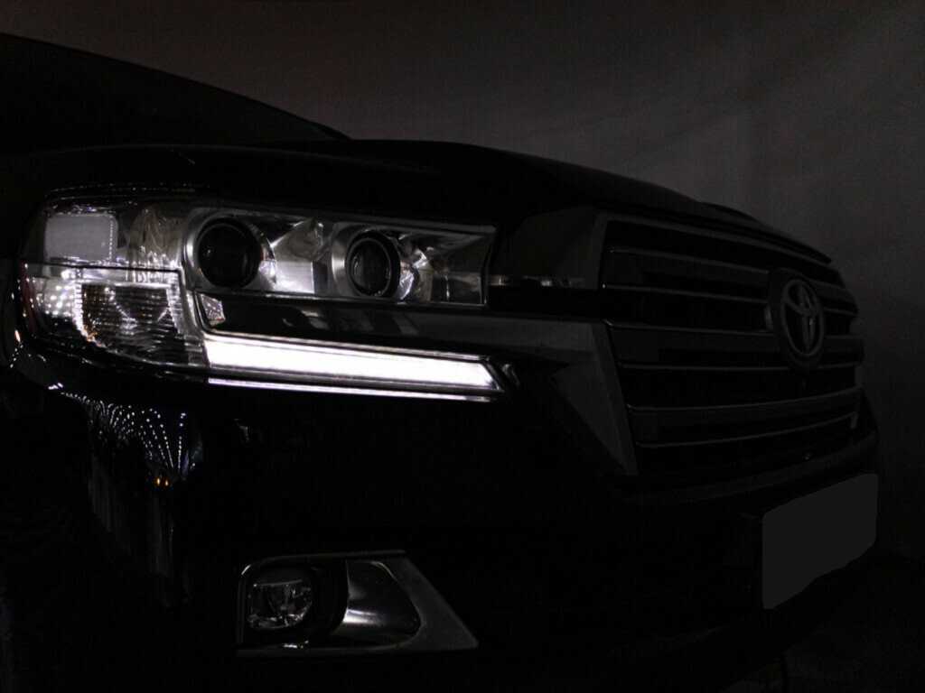 Toyota Land Cruiser с пробегом — 2015 год. Фото: #35