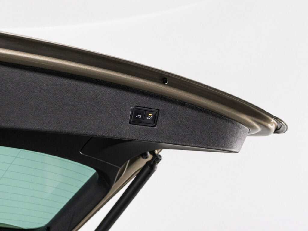 Volkswagen Tiguan с пробегом — 2021 год. Фото: #15