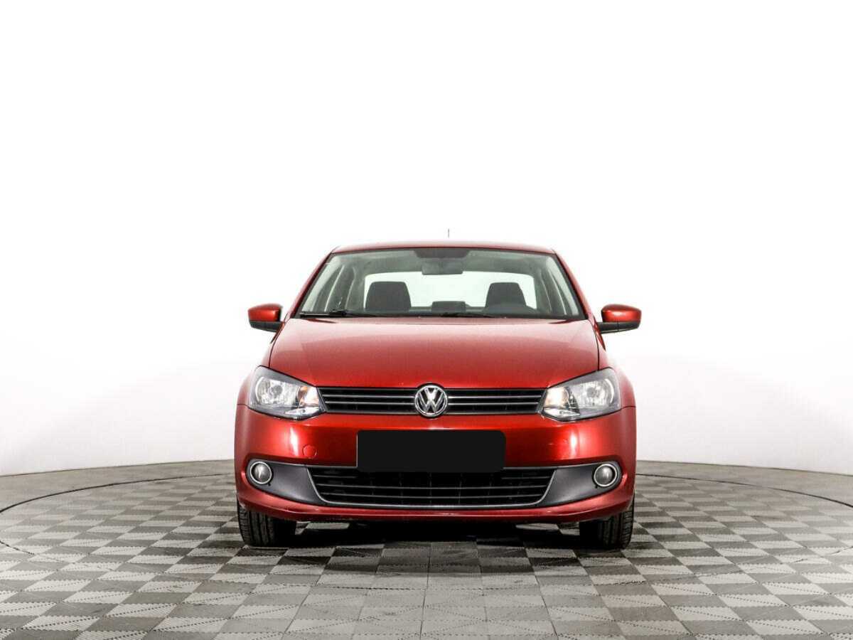 Volkswagen Polo с пробегом — 2010 год. Фото: #1