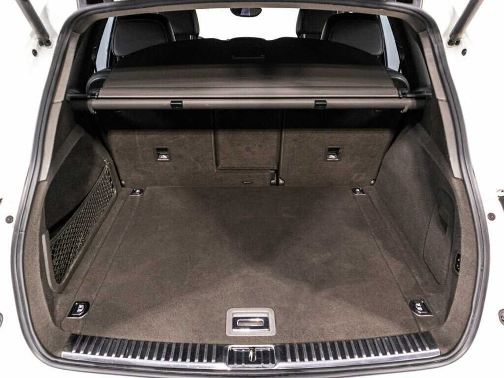 Porsche Cayenne с пробегом — 2015 год. Фото: #14