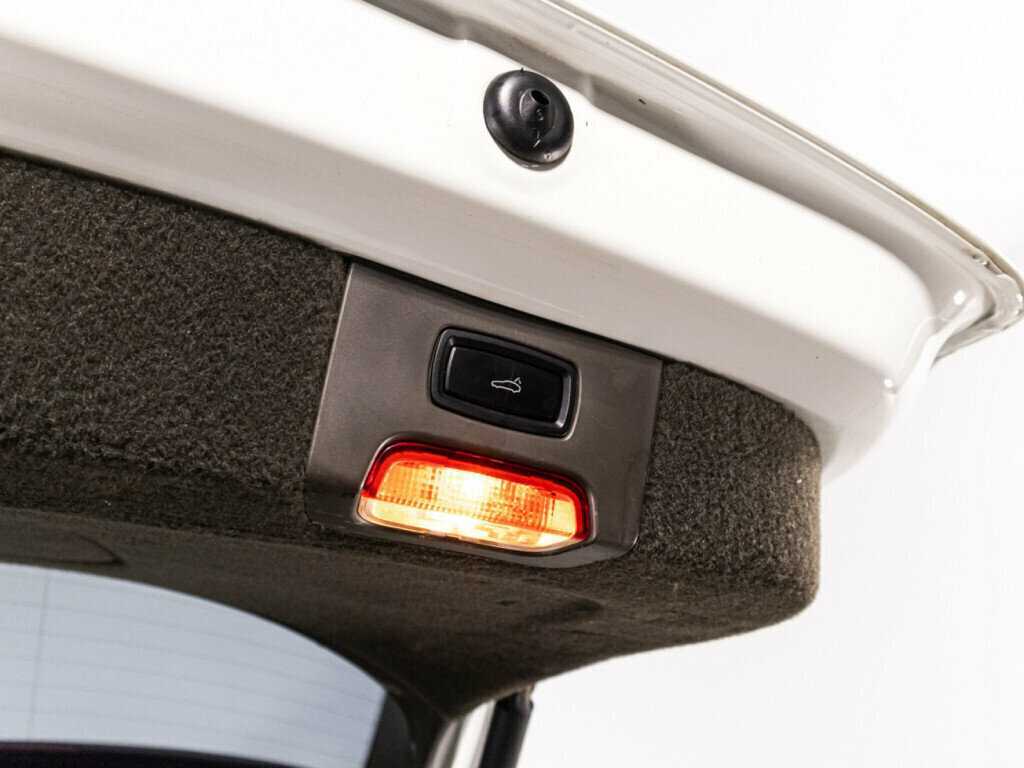 Porsche Cayenne с пробегом — 2015 год. Фото: #15