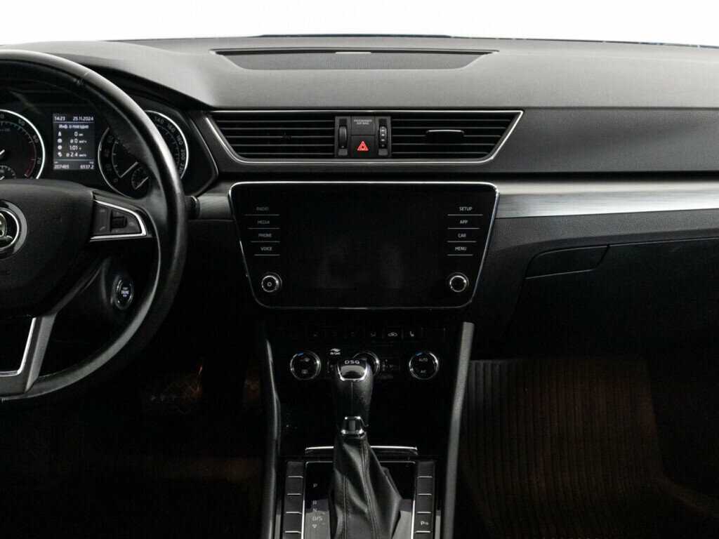 Skoda Superb с пробегом — 2018 год. Фото: #13