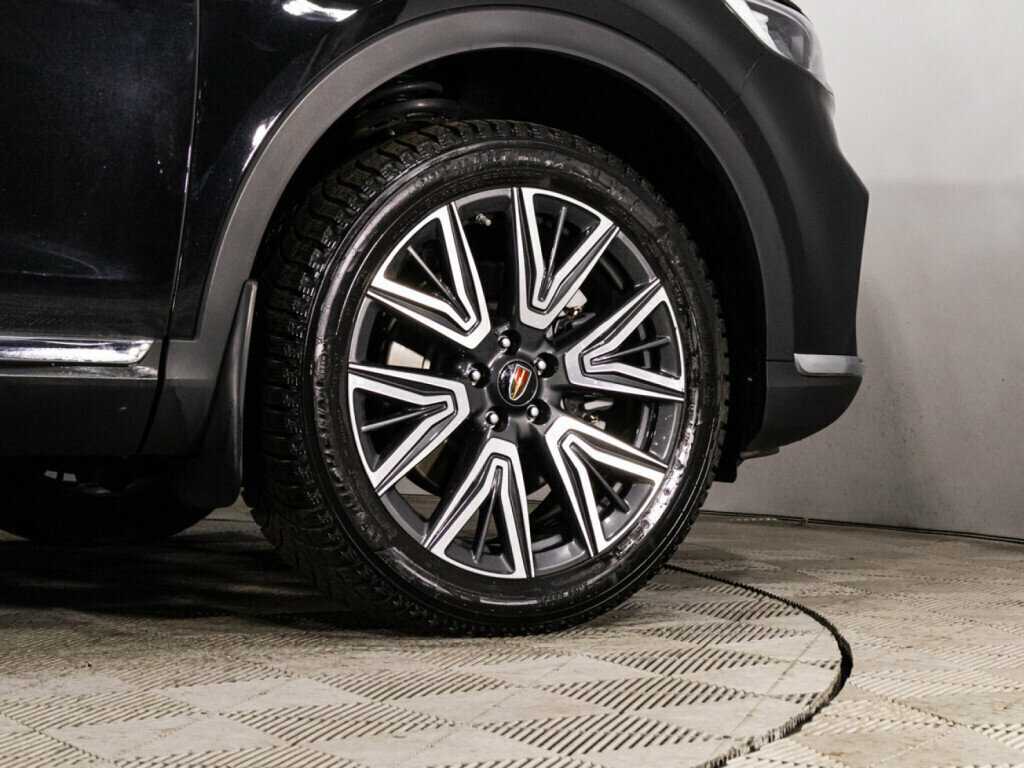 Hongqi HS5 с пробегом — 2024 год. Фото: #27