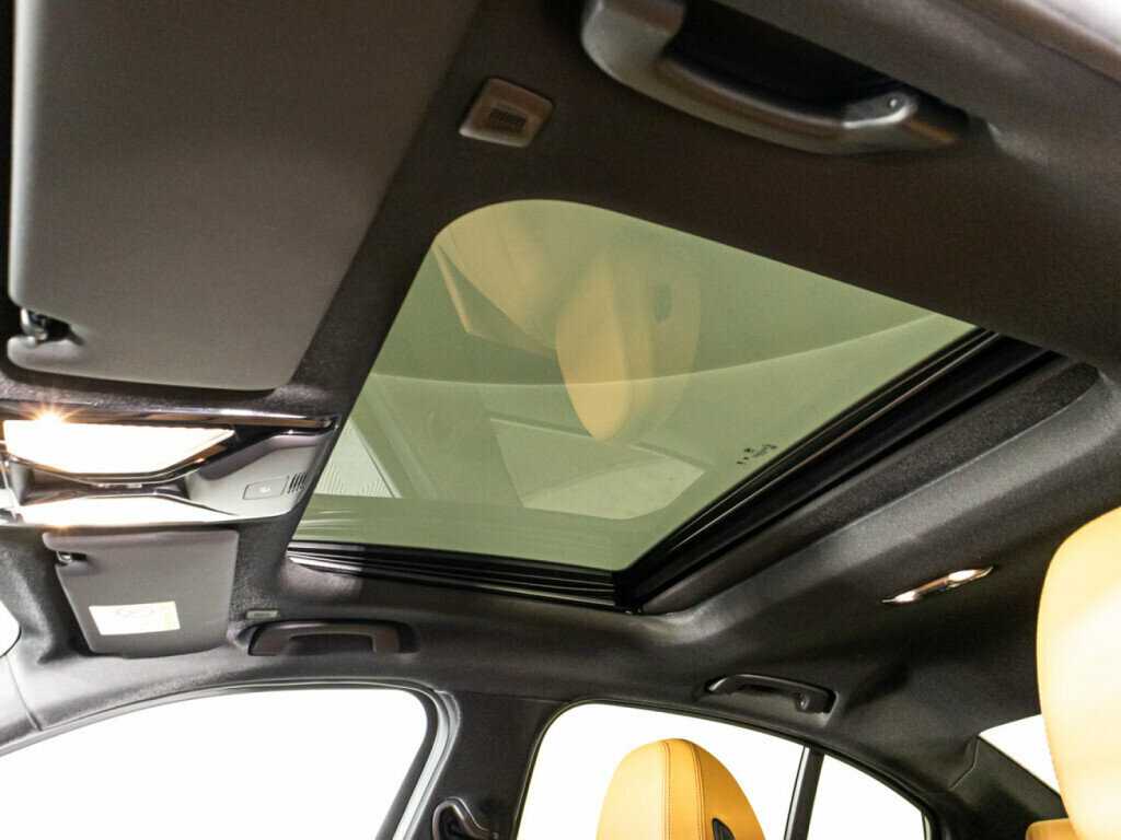 BMW 3 серии с пробегом — 2023 год. Фото: #20