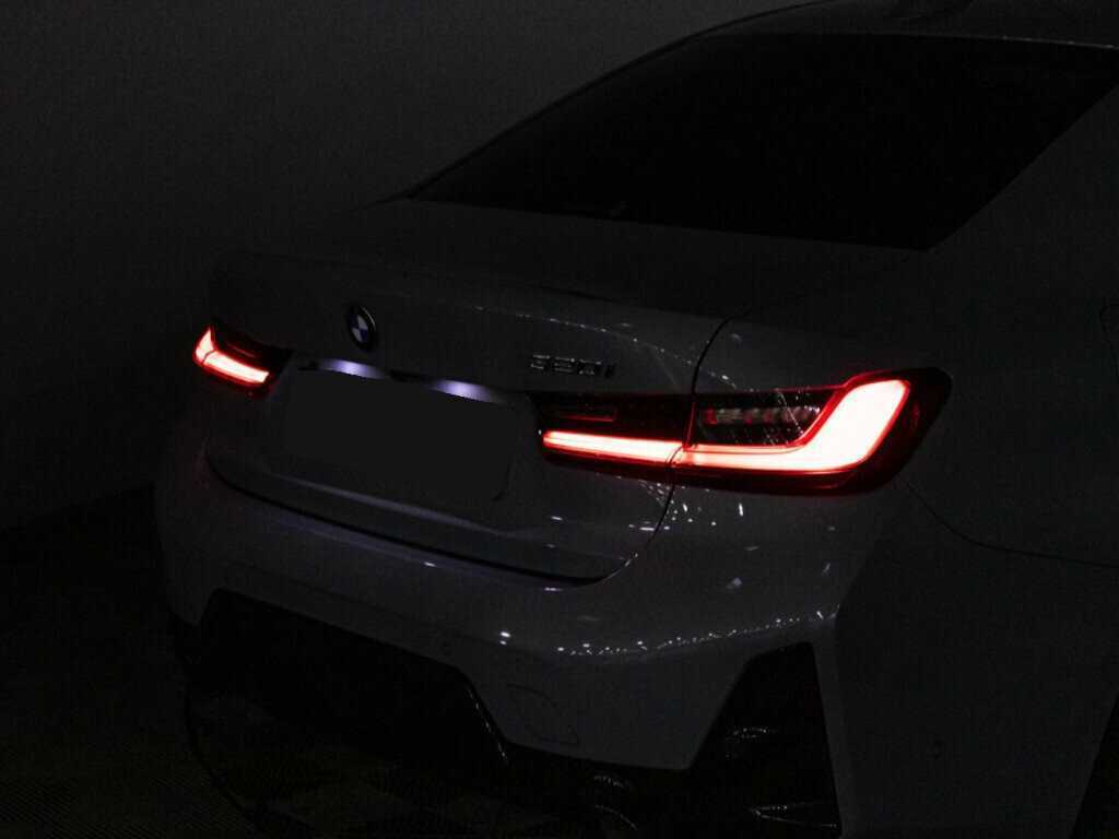 BMW 3 серии с пробегом — 2023 год. Фото: #25