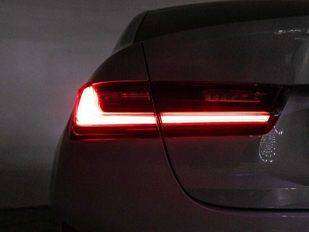 BMW 3 серии с пробегом — 2023 год. Фото: #26