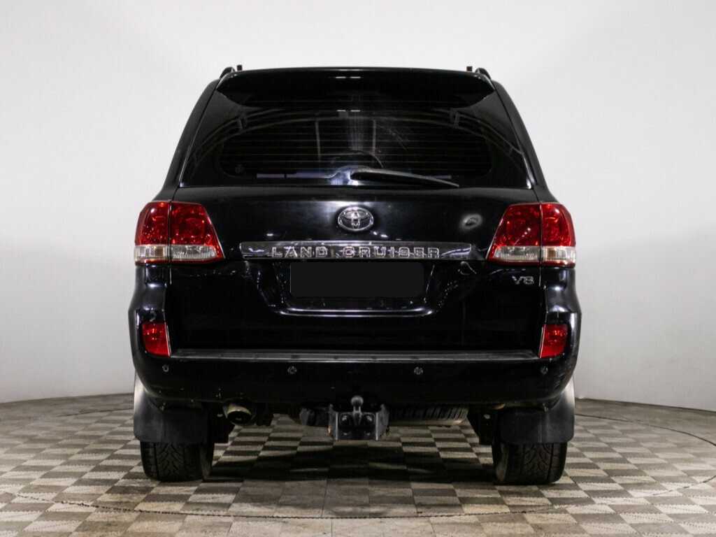 Toyota Land Cruiser с пробегом — 2010 год. Фото: #4
