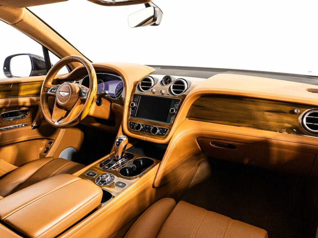 Bentley Bentayga с пробегом — 2019 год. Фото: #7