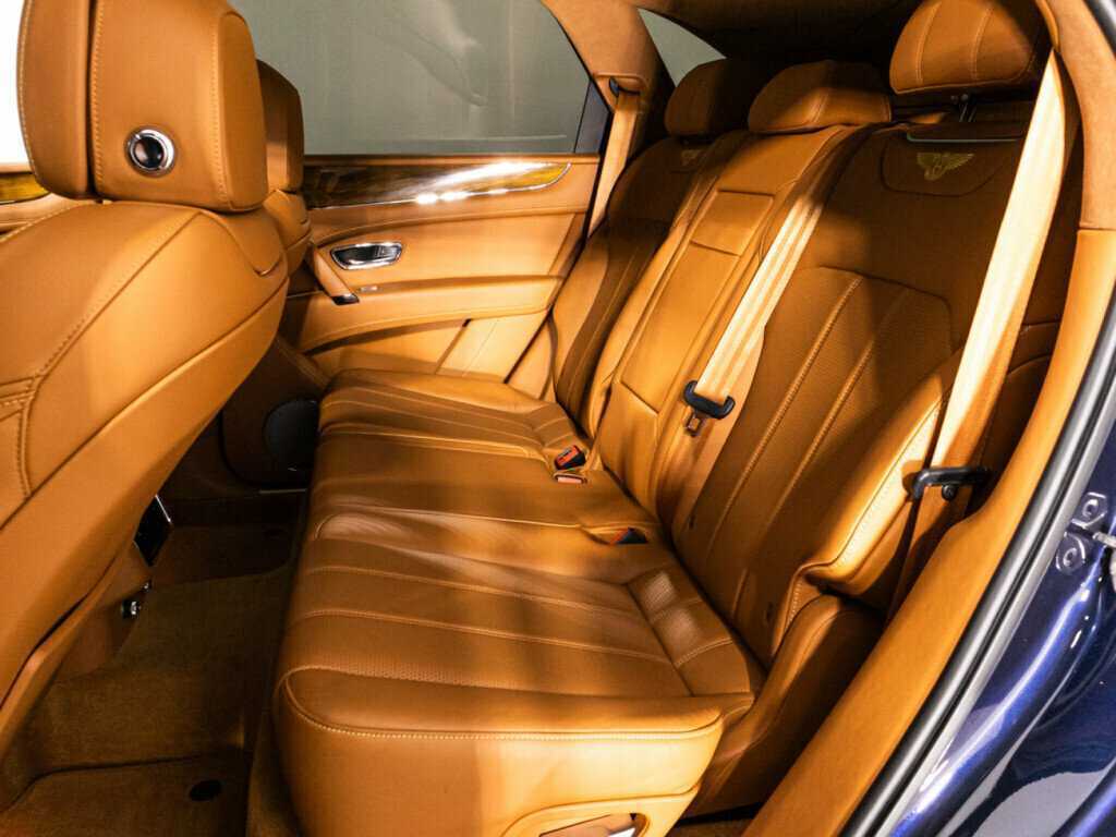 Bentley Bentayga с пробегом — 2019 год. Фото: #8