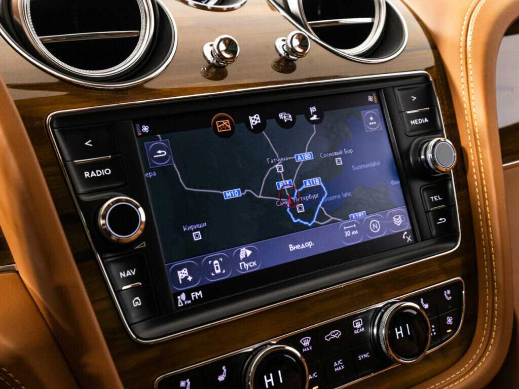 Bentley Bentayga с пробегом — 2019 год. Фото: #17