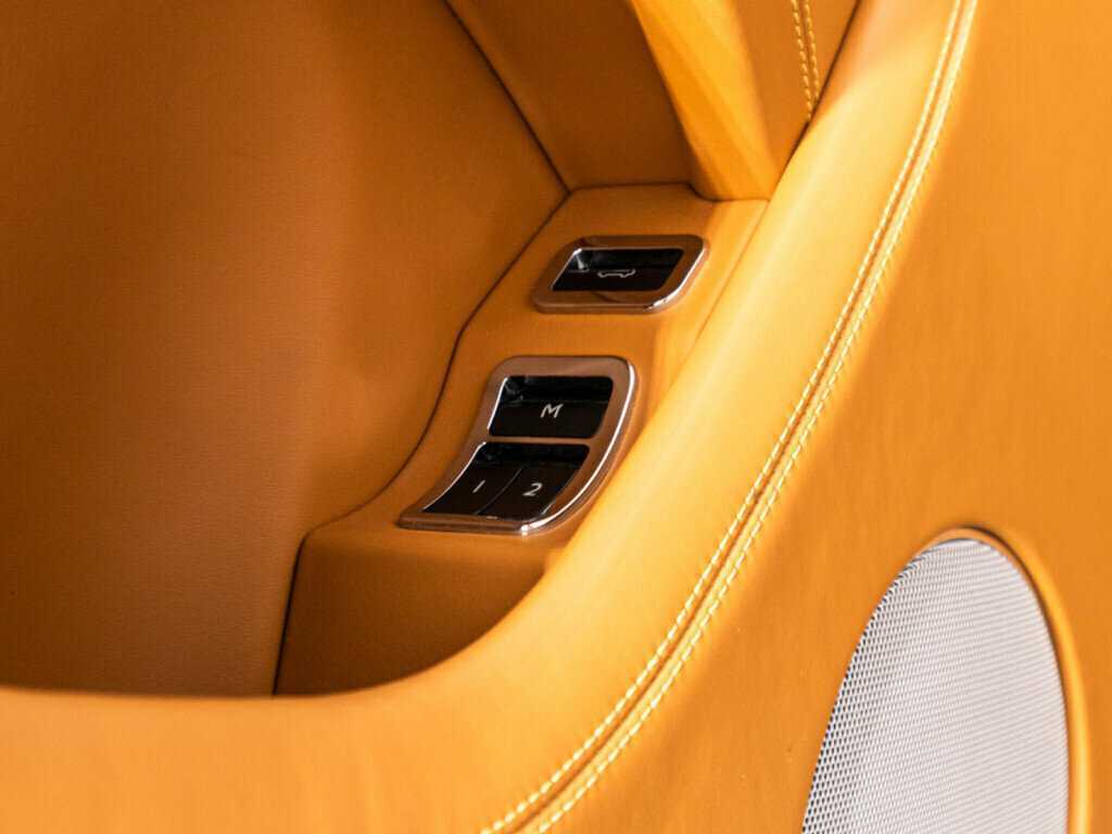 Bentley Bentayga с пробегом — 2019 год. Фото: #25