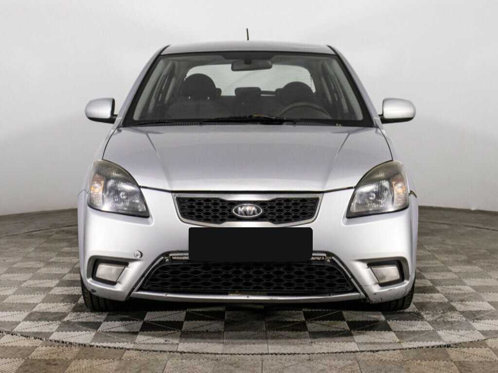 Kia Rio с пробегом — 2010 год. Фото: #1