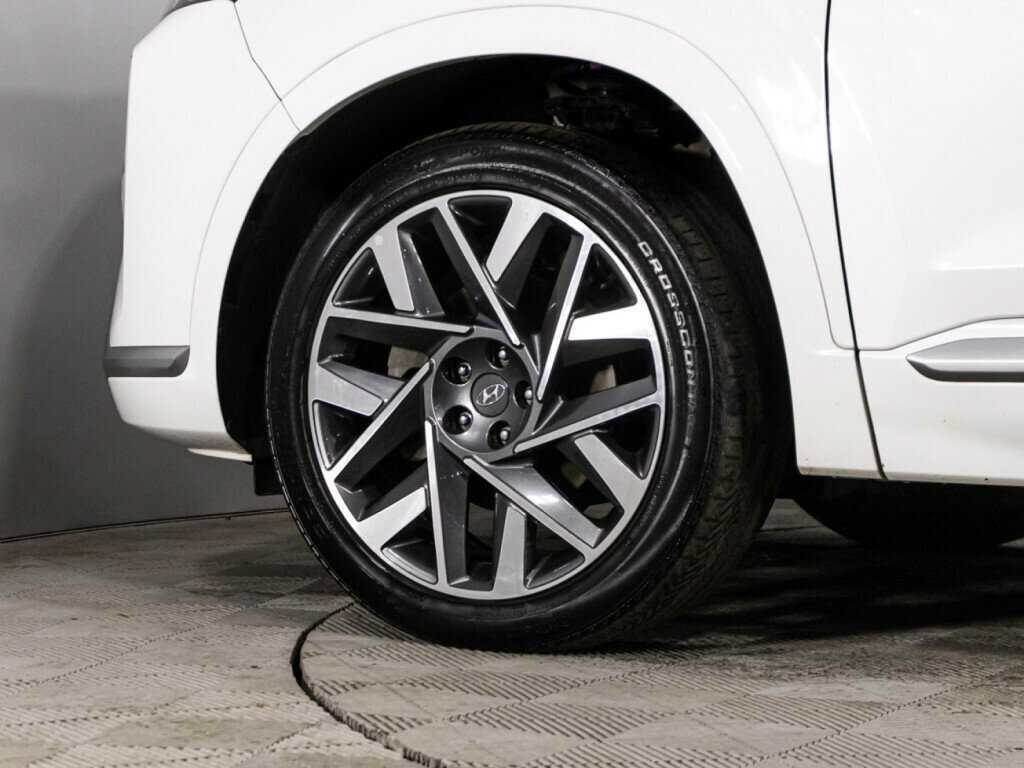 Hyundai Santa Fe с пробегом — 2020 год. Фото: #24