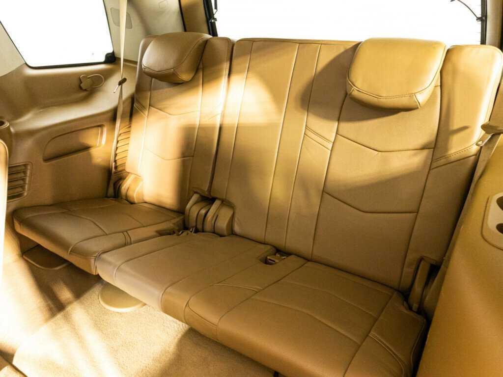 Cadillac Escalade с пробегом — 2015 год. Фото: #17