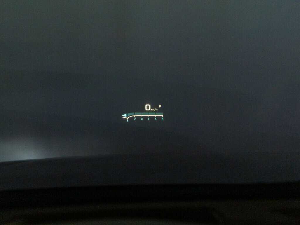 Cadillac Escalade с пробегом — 2015 год. Фото: #34