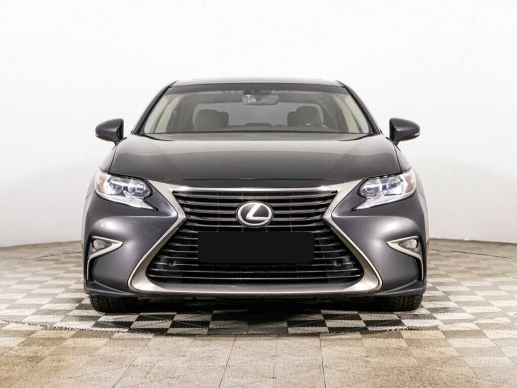 Lexus ES с пробегом — 2017 год. Фото: #1