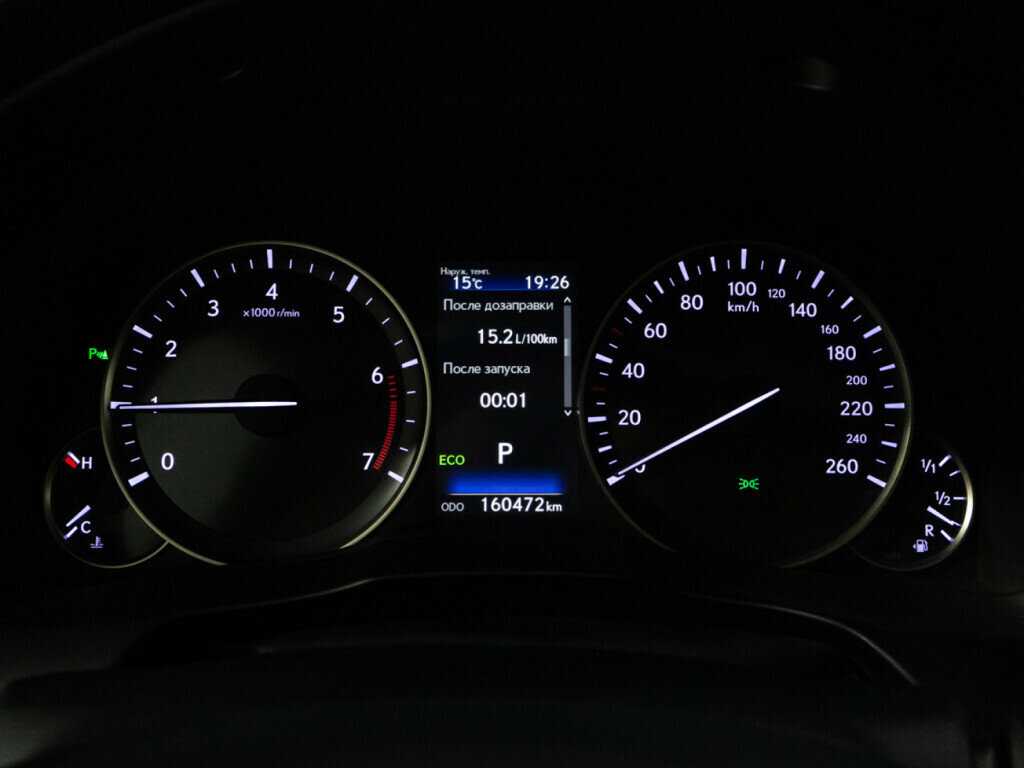 Lexus ES с пробегом — 2017 год. Фото: #11