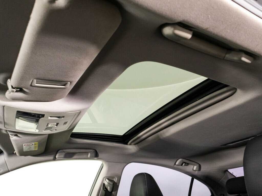 Lexus ES с пробегом — 2017 год. Фото: #14