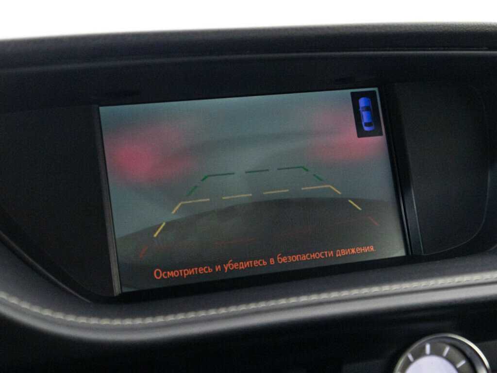 Lexus ES с пробегом — 2017 год. Фото: #17