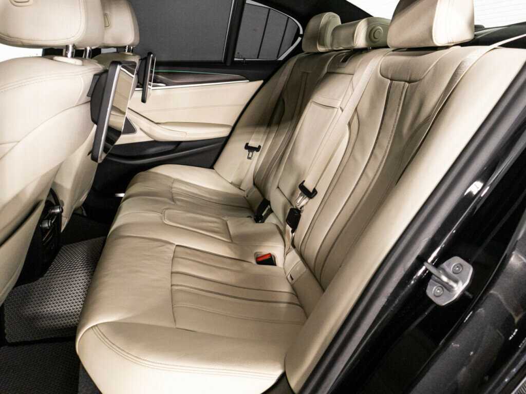 BMW 5 серии с пробегом — 2020 год. Фото: #9