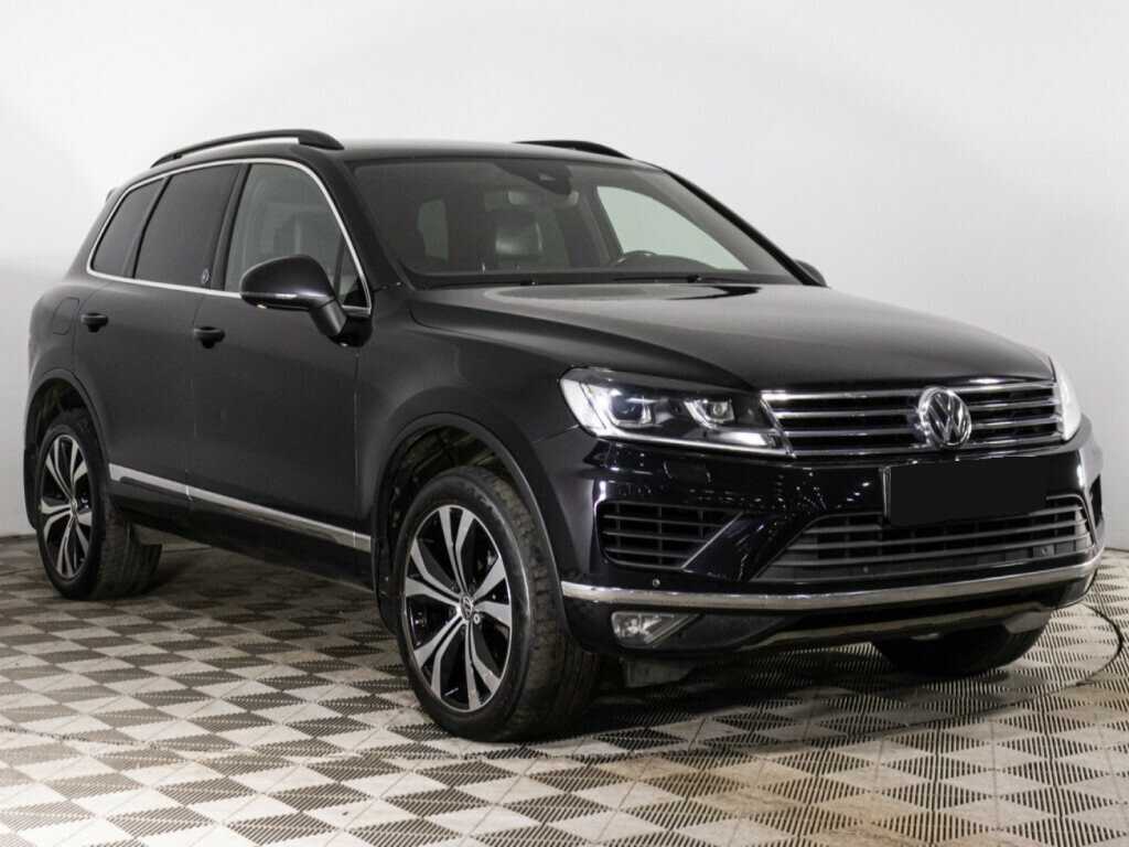 Volkswagen Touareg с пробегом — 2017 год. Фото: #2