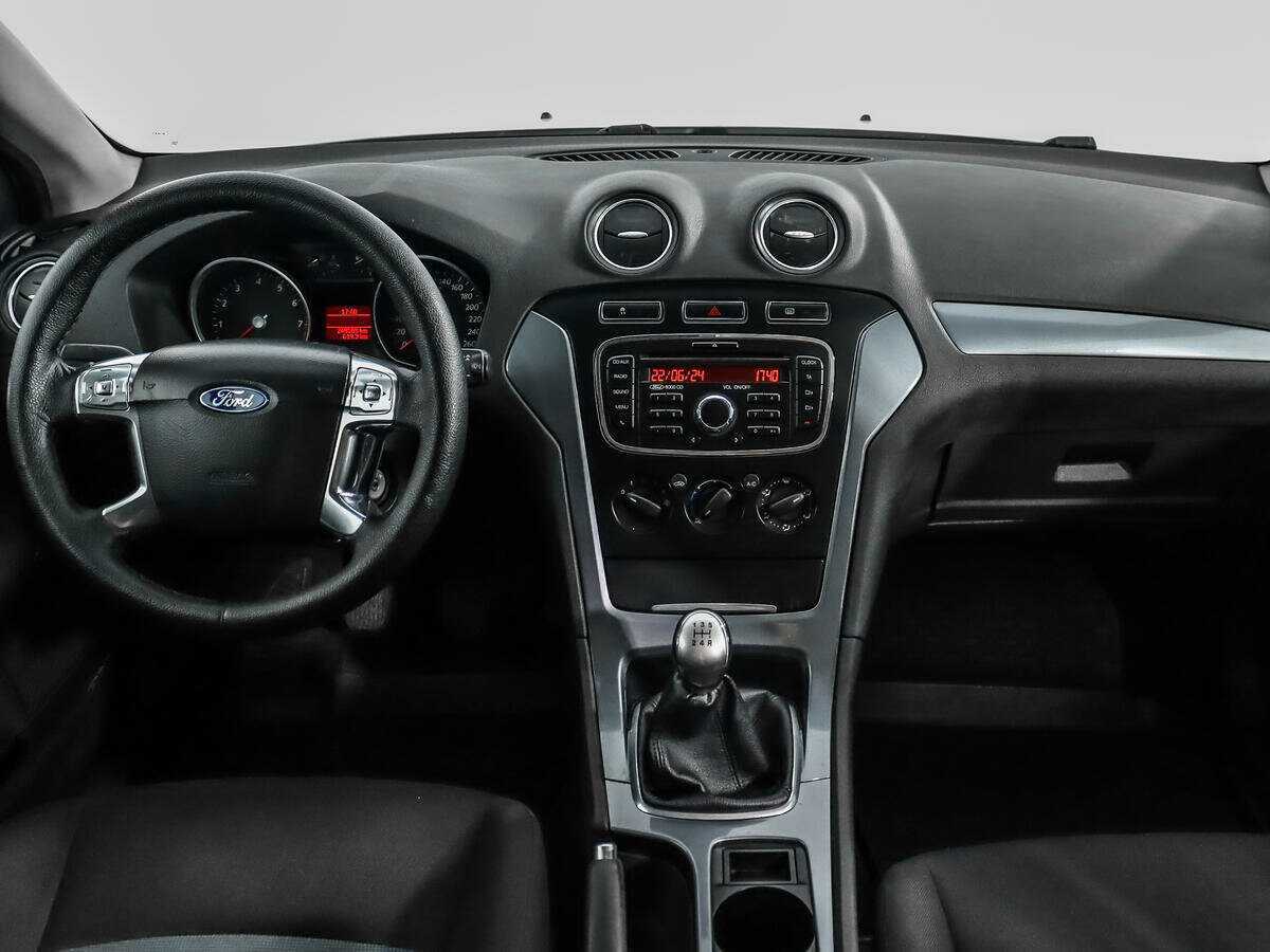 Ford Mondeo с пробегом — 2014 год. Фото: #11