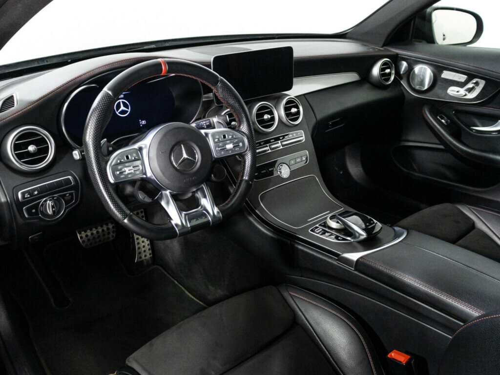 Mercedes-Benz C-Класс AMG с пробегом — 2020 год. Фото: #10