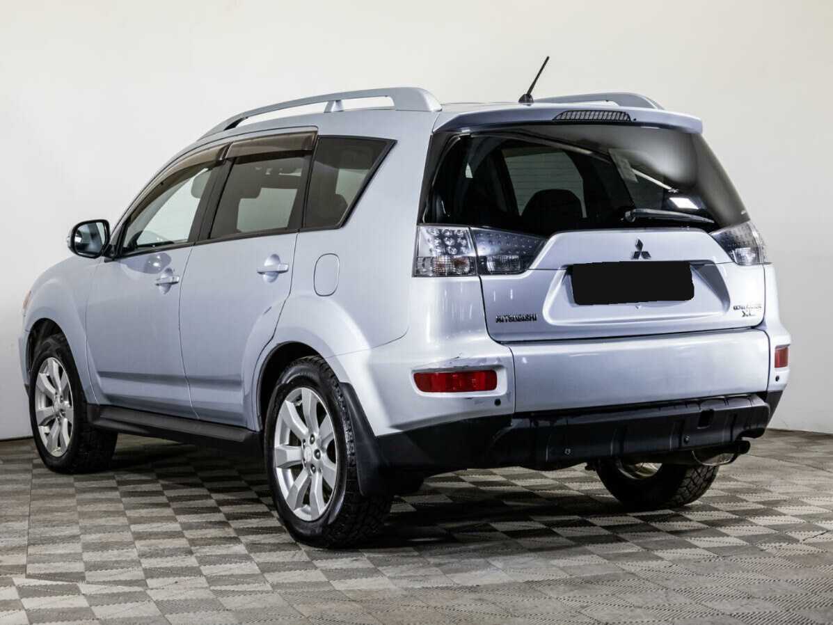 Mitsubishi Outlander с пробегом — 2010 год. Фото: #5