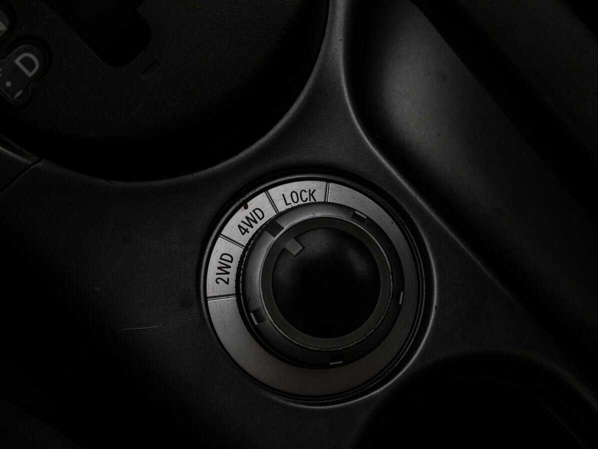 Mitsubishi Outlander с пробегом — 2010 год. Фото: #12