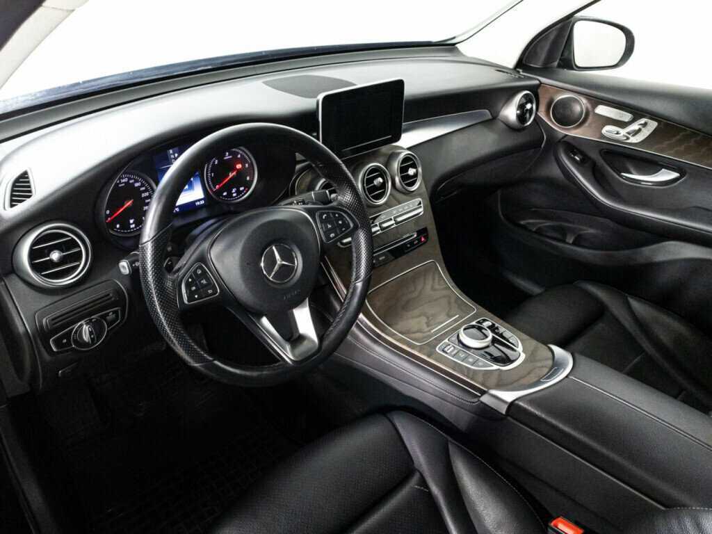 Mercedes-Benz GLC с пробегом — 2018 год. Фото: #10