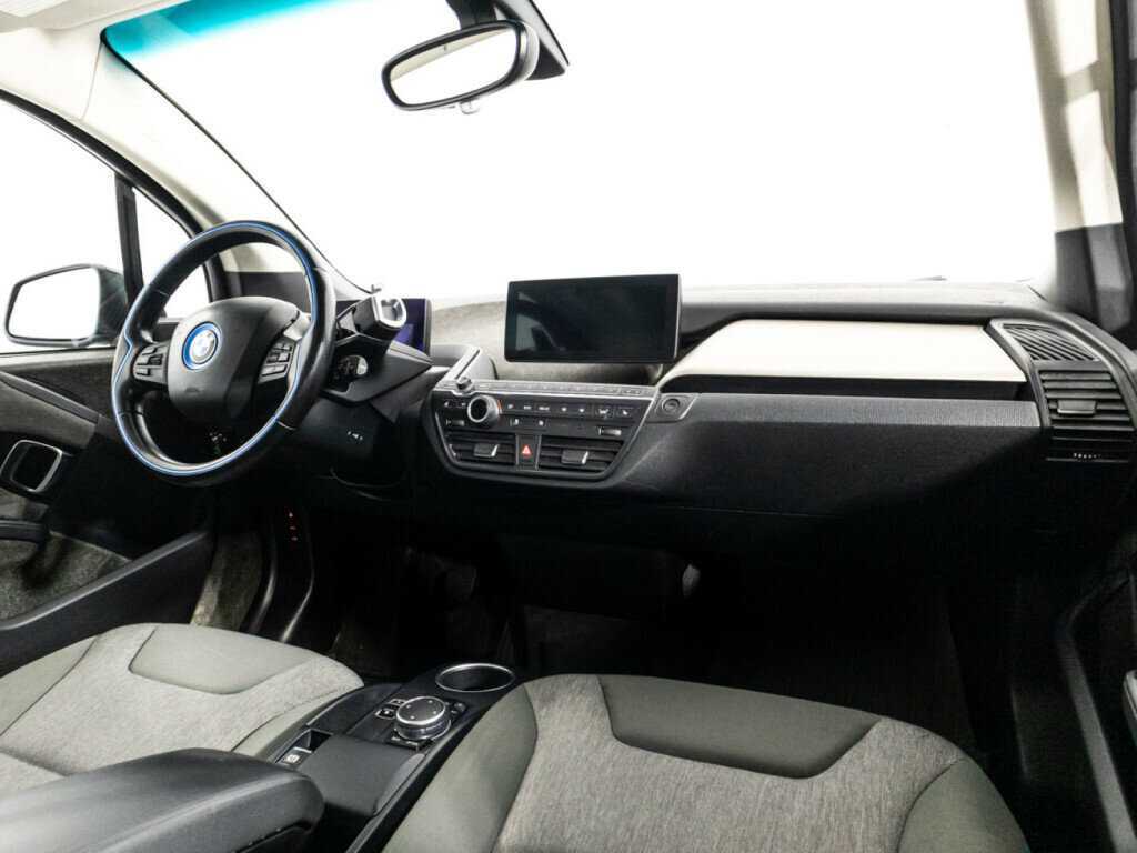 BMW i3 с пробегом — 2016 год. Фото: #8
