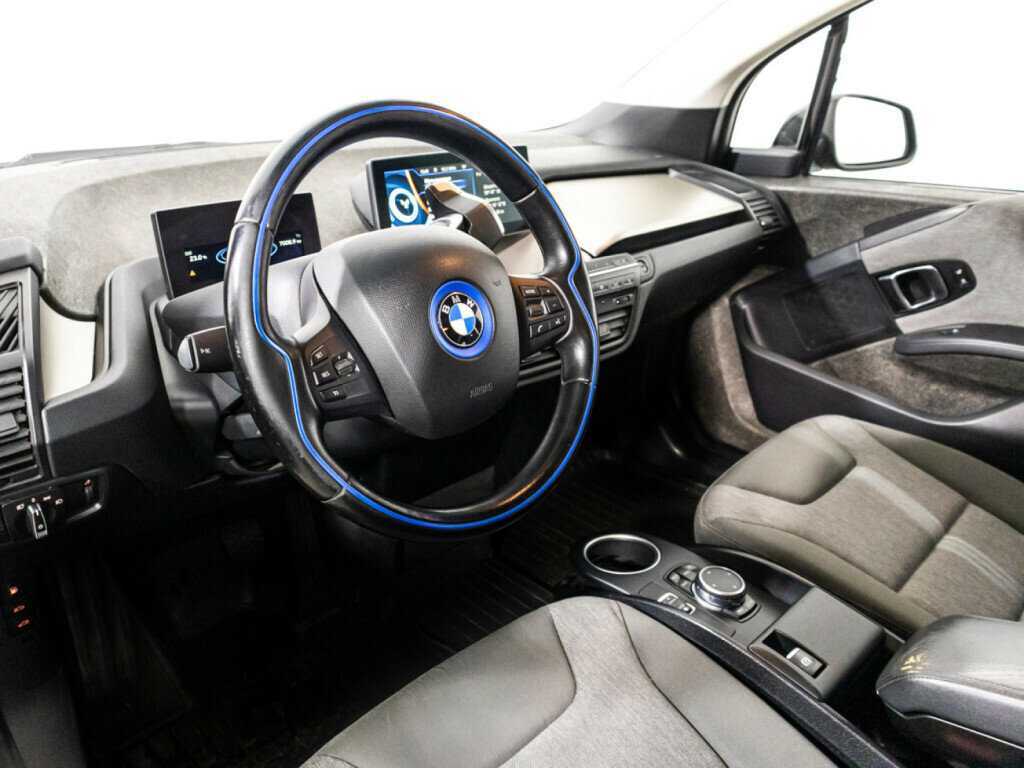 BMW i3 с пробегом — 2016 год. Фото: #10