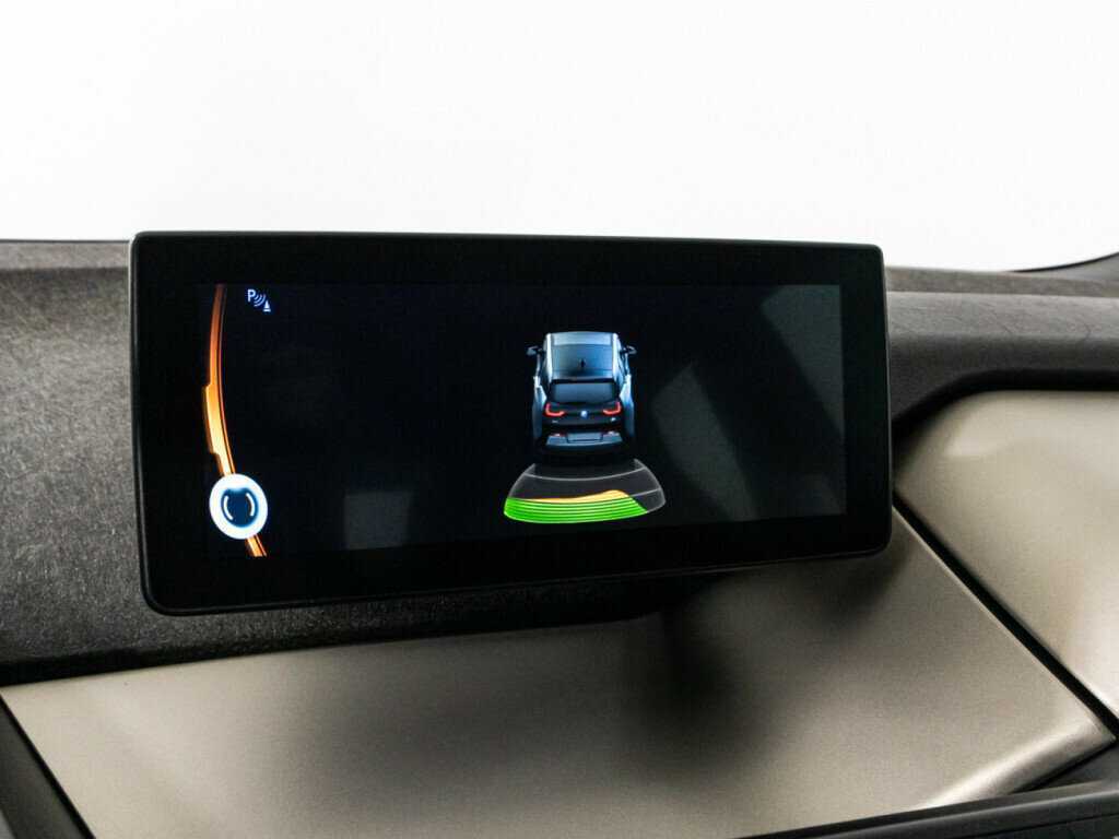 BMW i3 с пробегом — 2016 год. Фото: #15