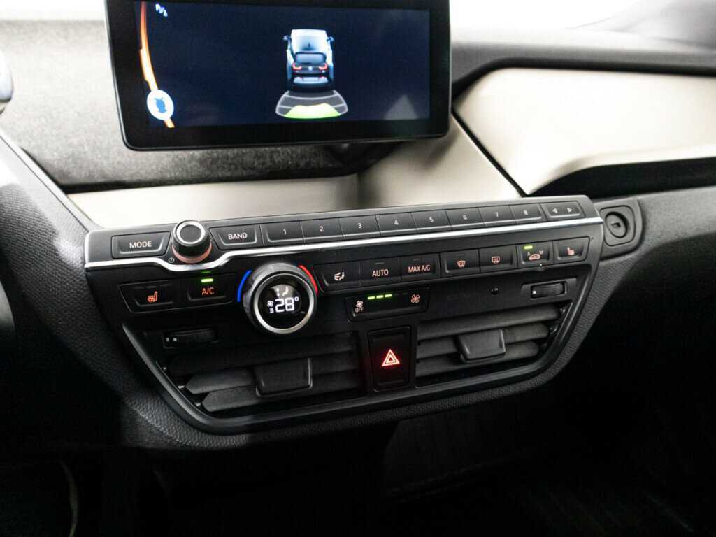 BMW i3 с пробегом — 2016 год. Фото: #16