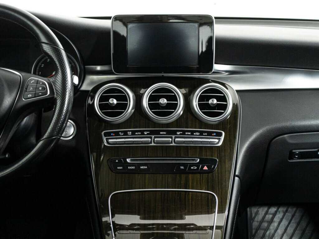 Mercedes-Benz GLC с пробегом — 2015 год. Фото: #13