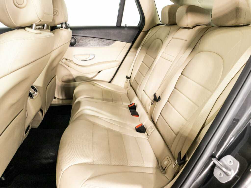 Mercedes-Benz GLC с пробегом — 2019 год. Фото: #10