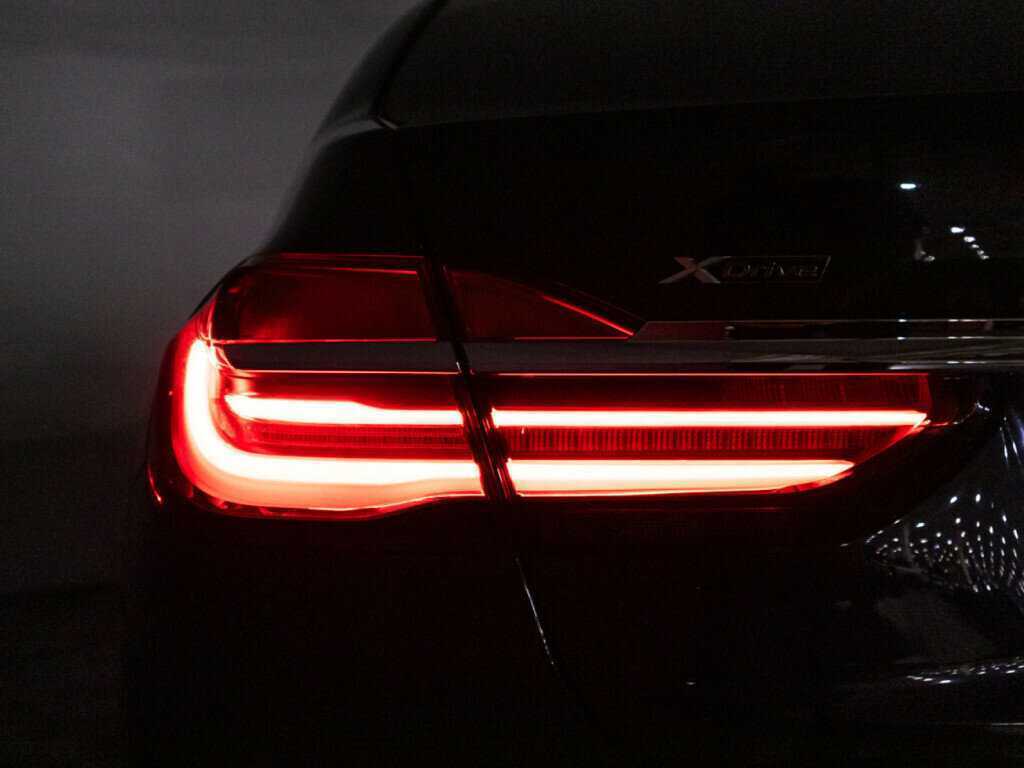 BMW 7 серии с пробегом — 2018 год. Фото: #28