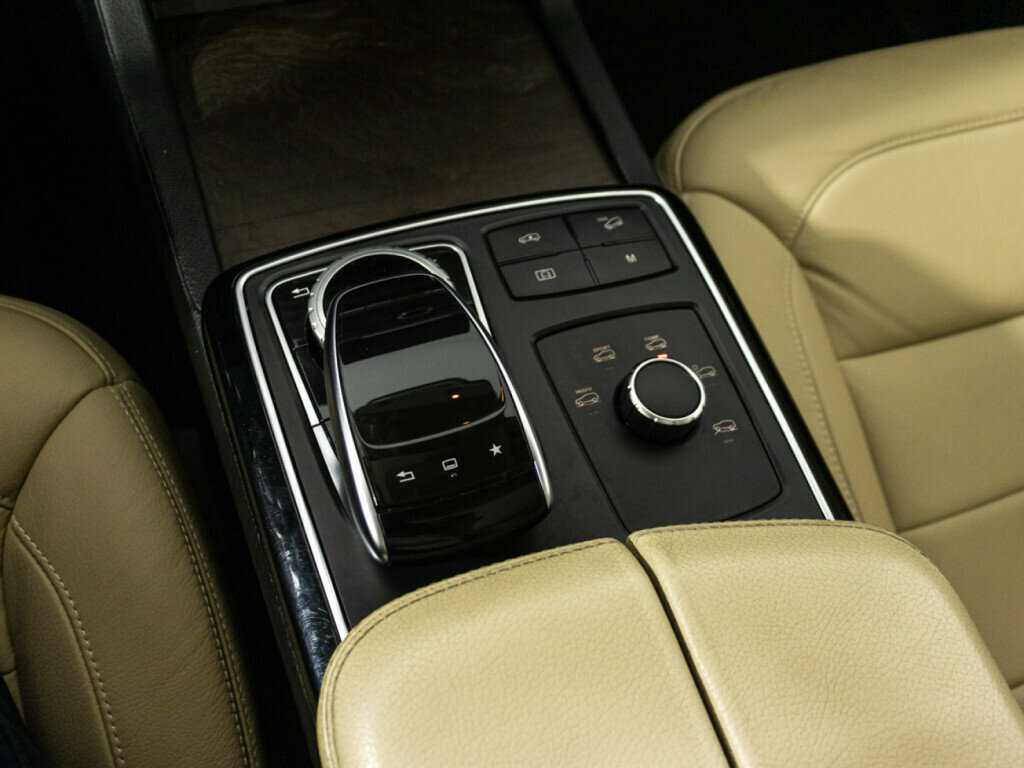 Mercedes-Benz GLS с пробегом — 2016 год. Фото: #19