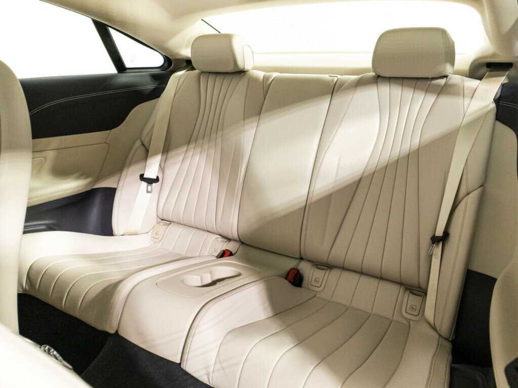 Mercedes-Benz E-Класс с пробегом — 2021 год. Фото: #9