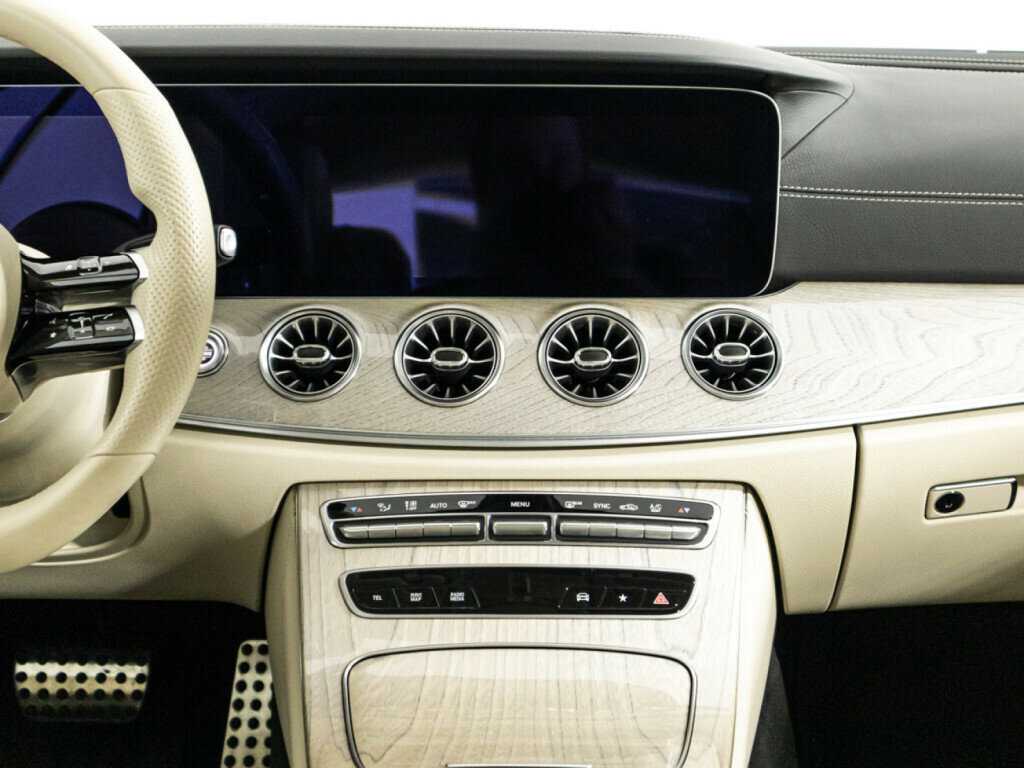 Mercedes-Benz E-Класс с пробегом — 2021 год. Фото: #13