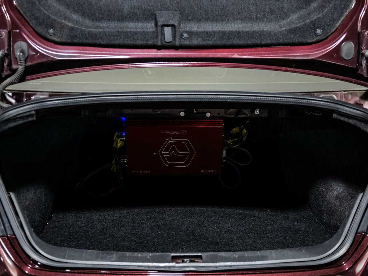 Nissan Teana с пробегом — 2011 год. Фото: #17