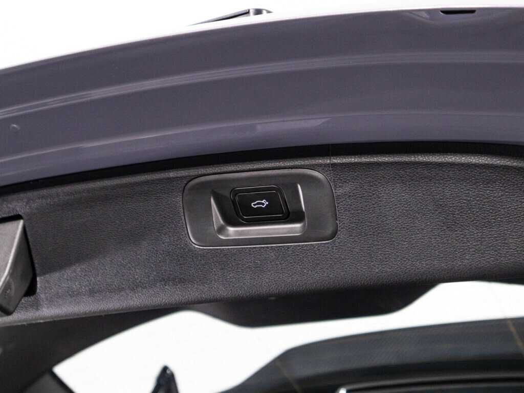 Geely Coolray с пробегом — 2023 год. Фото: #14